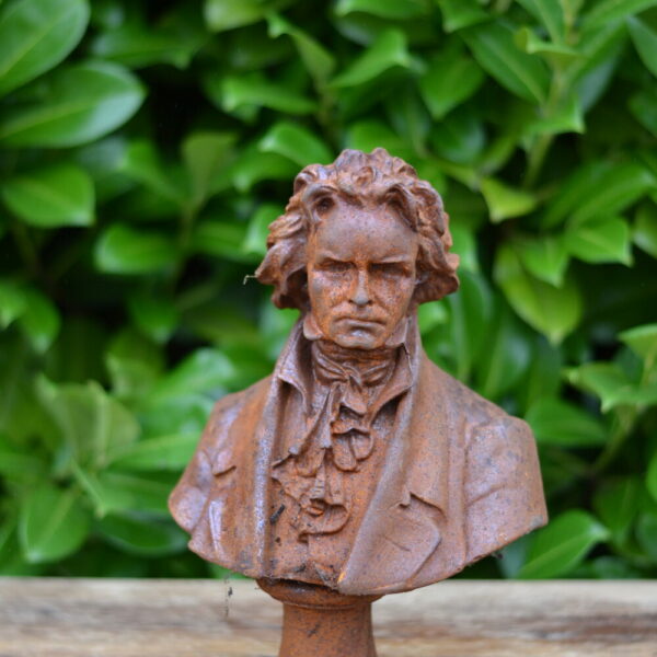gietIJzeren buste Beethoven