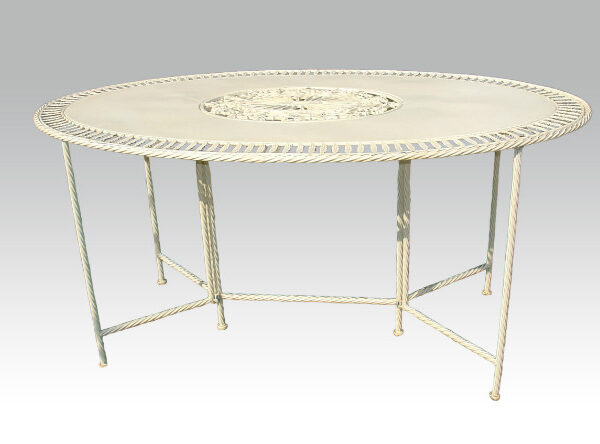 IJzeren Ovale Tafel