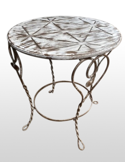Ijzeren Tafel Met Hartjes